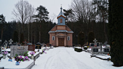 Photographyalexx 
Cmentarz w Trześciance  
2018-12-07 17:42:30