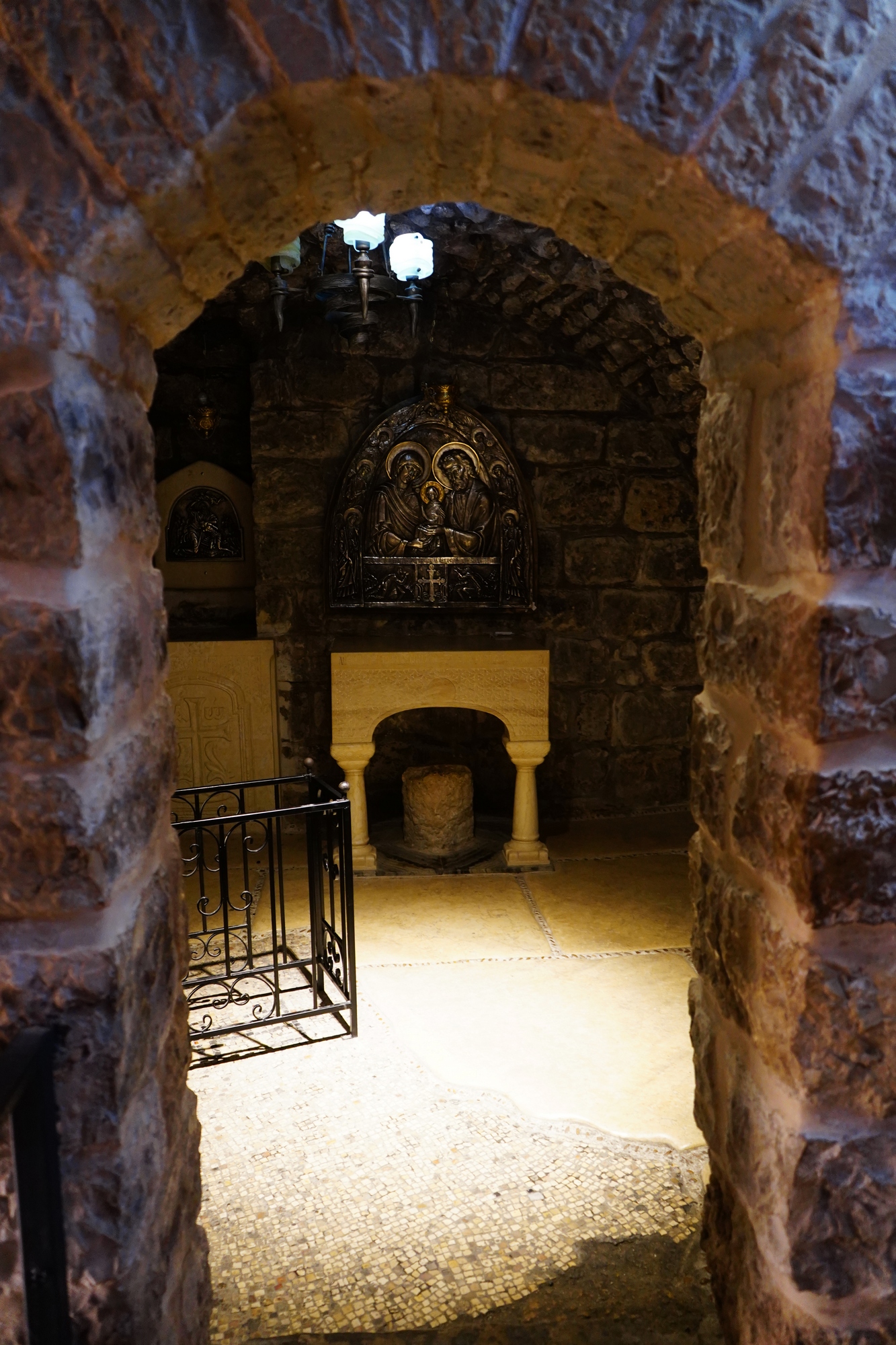 Jerusalem. The chapel over Sts. Joachim and Anna house