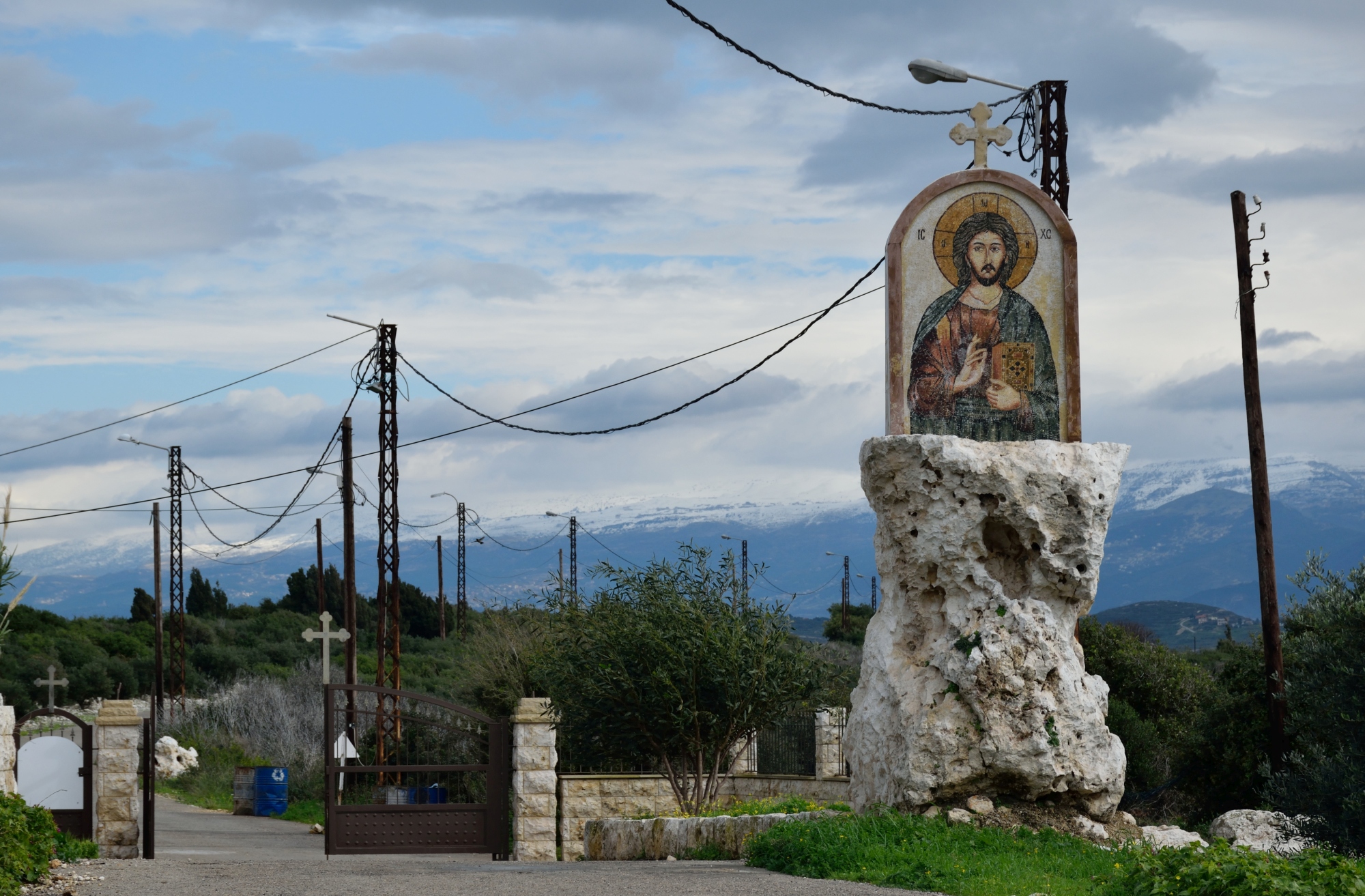 Entrance of the Mar Sam&#039an monastery