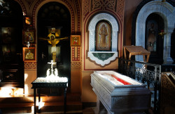 jarek 
St. Mary Magdalene Russian Orhodox church in Jerusalem 
2019-01-09 21:08:03