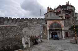 bogdan 
Ιερά Μονή ΒΑΤΟΠΕΔΙΟΥ - Holy Monastery of VATOPEDION - Монастырь Ватопед 
2019-01-26 18:19:04