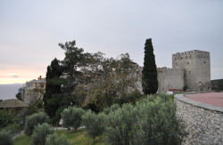 bogdan 
ερά Μονή ΜΕΓΙΣΤΗΣ ΛΑΥΡΑΣ - Holy Monastery of MEGISTI LAVRA - Великая Лавра 
2019-02-15 18:56:20