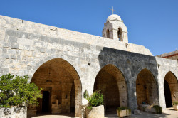 Sheep1389 
Dziedziniec monasteru Balamand 
2019-02-20 12:23:13