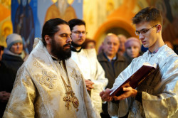 jarek 
Bishop Andrzej 
2019-03-12 15:04:00