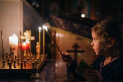 lukasz 
Helena zapala świeczki 
36 
2019-03-14 22:55:17
