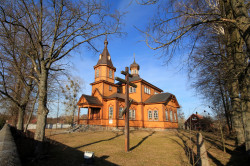 jarek1 
The Orthodox church in Juszkowy Gród 
2019-03-16 19:59:04