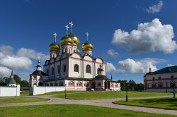 alik 
Świętojezierski Wałdajski Monaster Iwerskiej Ikony Matki Bożej 
2019-03-27 10:06:57