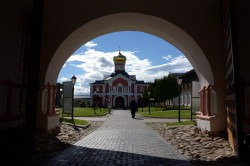 alik 
Świętojezierski Wałdajski Monaster Iwerskiej Ikony Matki Bożej 
2019-03-27 10:07:24