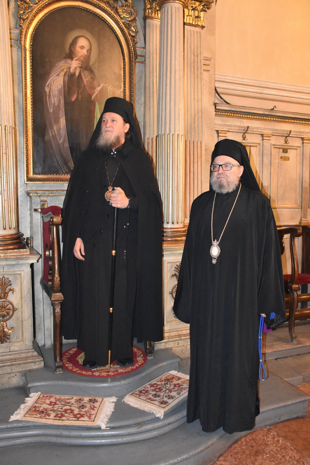 Епископи