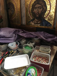 AlexandraP 
В мастерской мозаики. Покровский храм.  
2019-04-01 14:18:25