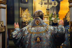 jarek 
Archbishop Abel serves Divine Liturgy 
2019-04-03 22:47:54