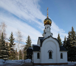 T-Yoke 
Церковь Новомучеников и Исповедников Ступинских 
2019-04-14 13:32:59