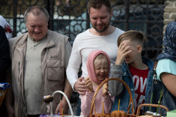 AlexandraP 
На освящении куличей 
2019-04-29 12:29:57