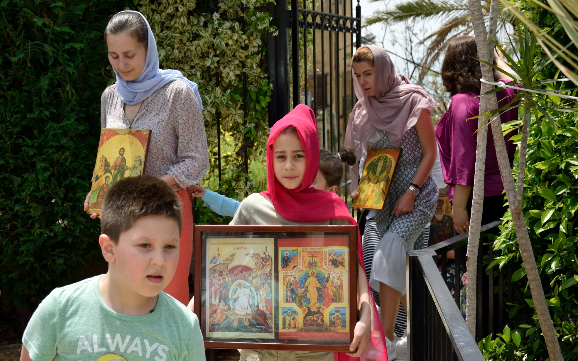 Rus-Ukr-Arab procession on Paschal Tuesday