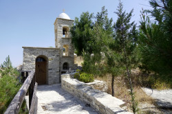 jarek11 
"Private" church in Kelia 
2019-05-27 20:32:55