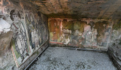 alik 
Mosaics at chappel in the Durres Amphiteater 
2019-05-29 22:32:17