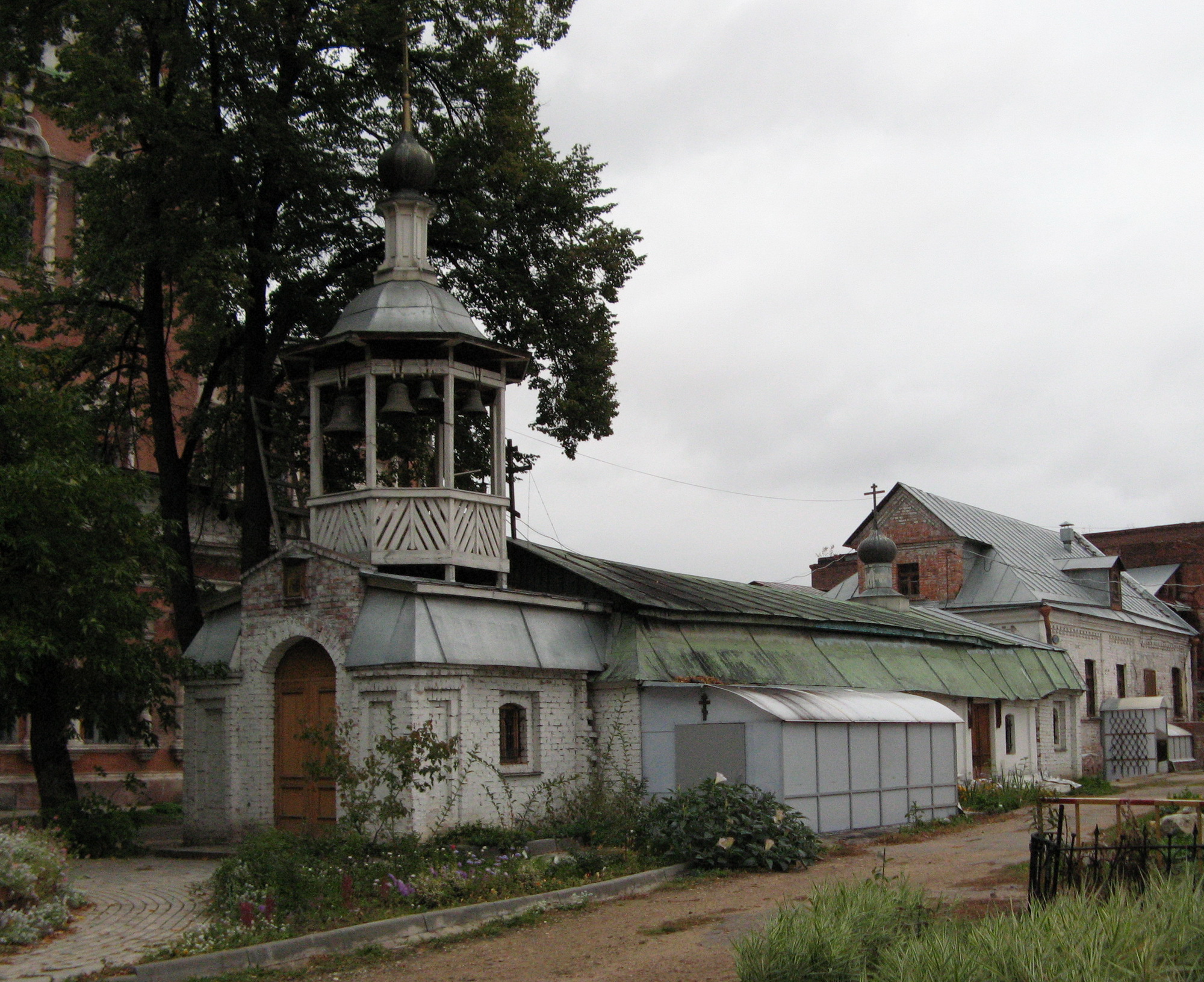 Приход храма Воскресения Христова в Кадашах.