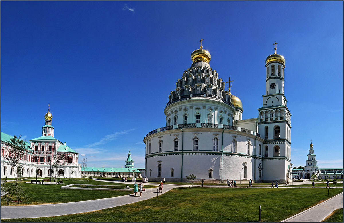 Воскресенский собор 