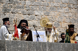 Sheep1389 
Czytanie Ewangelii w Paschalny Poniedziałek w Balamand 2019 
2019-06-04 10:50:21