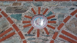 uscin 
Filotheou monastery, Mount Athos 
2019-06-04 22:24:42