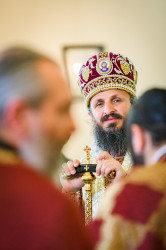 Vlutes 
Feast of St. Nina with Bishop Saba 
2019-06-07 17:52:16