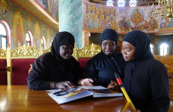 jarek11 
Nuns of Sts. Raphael i Marina Convent in Ksylodymbou  
29 
2019-06-09 13:52:32