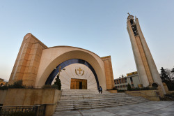 alik 
Ortodox Cathedral in Tirana 
2019-06-16 23:50:35