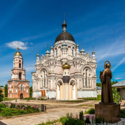 AlexG 
Казанский монастырь в Вышнем Волочке 
2019-06-25 21:39:17