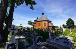 jarek 
The Holy Trinity cementary chapel in Bielsk Podlaski 
2019-07-16 06:49:34