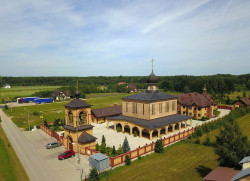 jarek11 
The Orthodox convent in Zwierki 
2019-07-28 07:21:08