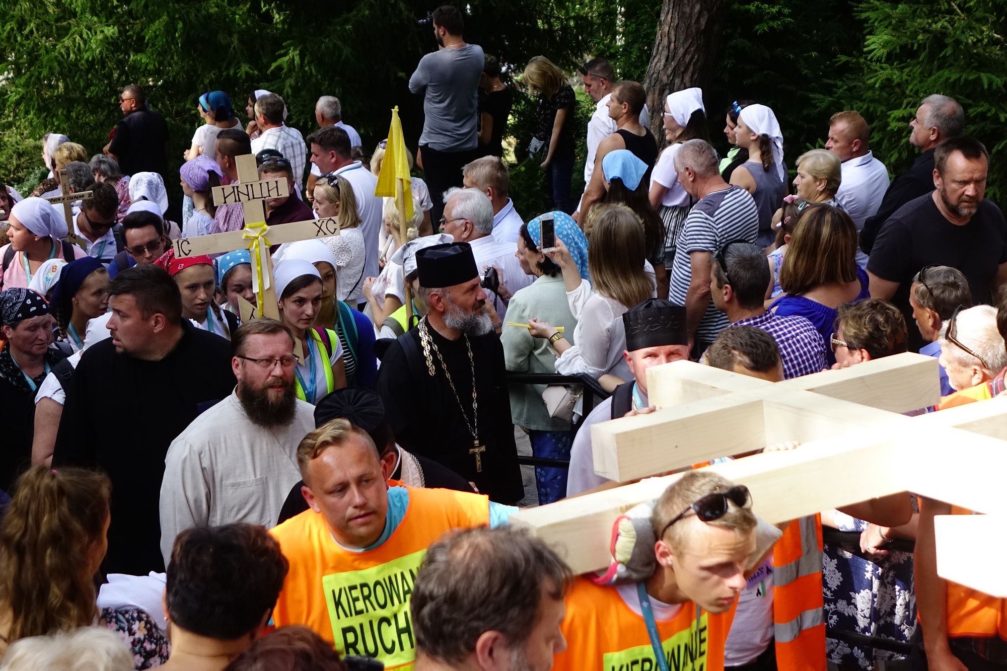 Pilgrims on Grabarka