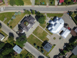 jarek11 
The Ressurection of Christ Orthodox church in Bielsk Podlaski 
2019-08-07 09:38:25