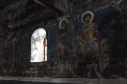 alik 
St. Nicholas church in Voskopoje 
2019-08-10 22:48:09