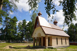 jarek 
The Orthodox cementary chapel in Wasilków 
2019-08-13 21:09:59