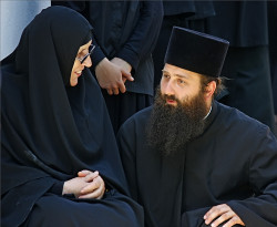 felix 
Meeting at the monastery - Сусрет у манастиру 
2019-08-14 09:08:40