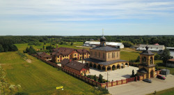 jarek1 
The Orthodox convent in Zwierki 
2019-08-15 21:35:34