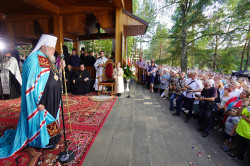 jarek1 
All-Night Vigil at Holy Mountain of Grabarka. The feast of Transfiguration 
2019-08-19 22:21:15