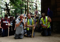 jarek11 
Pilgrims on Grabarka 
2019-08-26 13:03:38