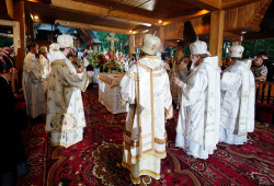 jarek1 
All-Night Vigil at Holy Mountain of Grabarka. The feast of Transfiguration 
2019-08-31 13:35:21