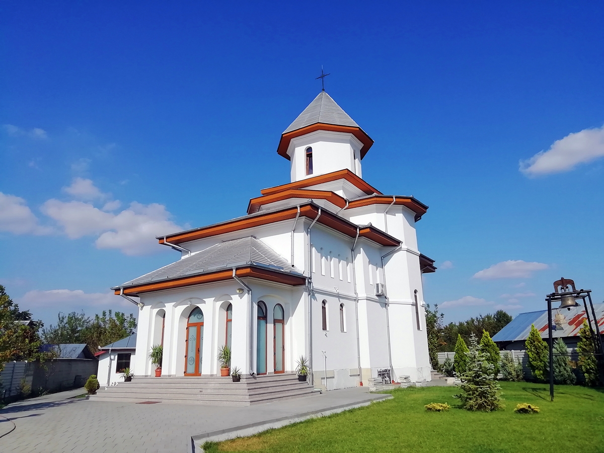 Biserica Nasterea Maicii Domnului din Buda, Cornetu 