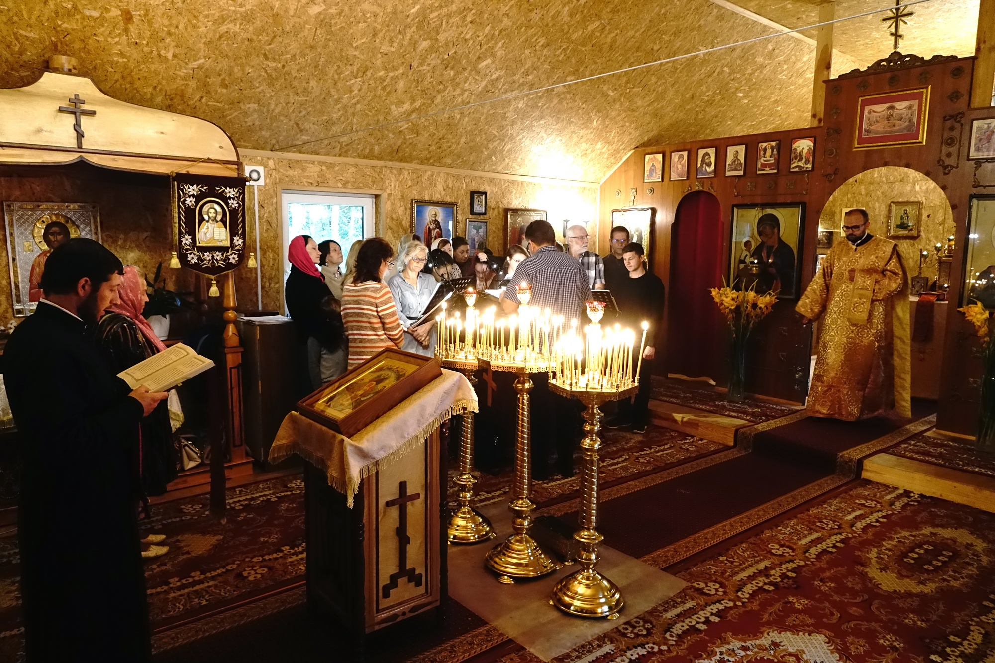 Divine Liturgy in temporary chapel in Hagia Sophia parish in Warsaw