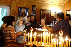 jarek11 
Divine Liturgy in temporary chapel in Hagia Sophia parish in Warsaw 
2019-09-08 20:56:32