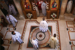 felix 
Литургија у новој  троолтарној цркви у Ћелијама-Liturgy in the New Three-Altar Church in Celije 
2019-10-03 10:48:54