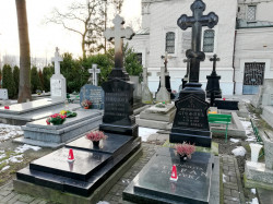 jarek 
The Orthodox cementary on Warsaw 
2019-10-16 21:44:19