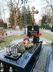 jarek 
The Orthodox cementary in Warsaw  
2019-10-19 07:41:55