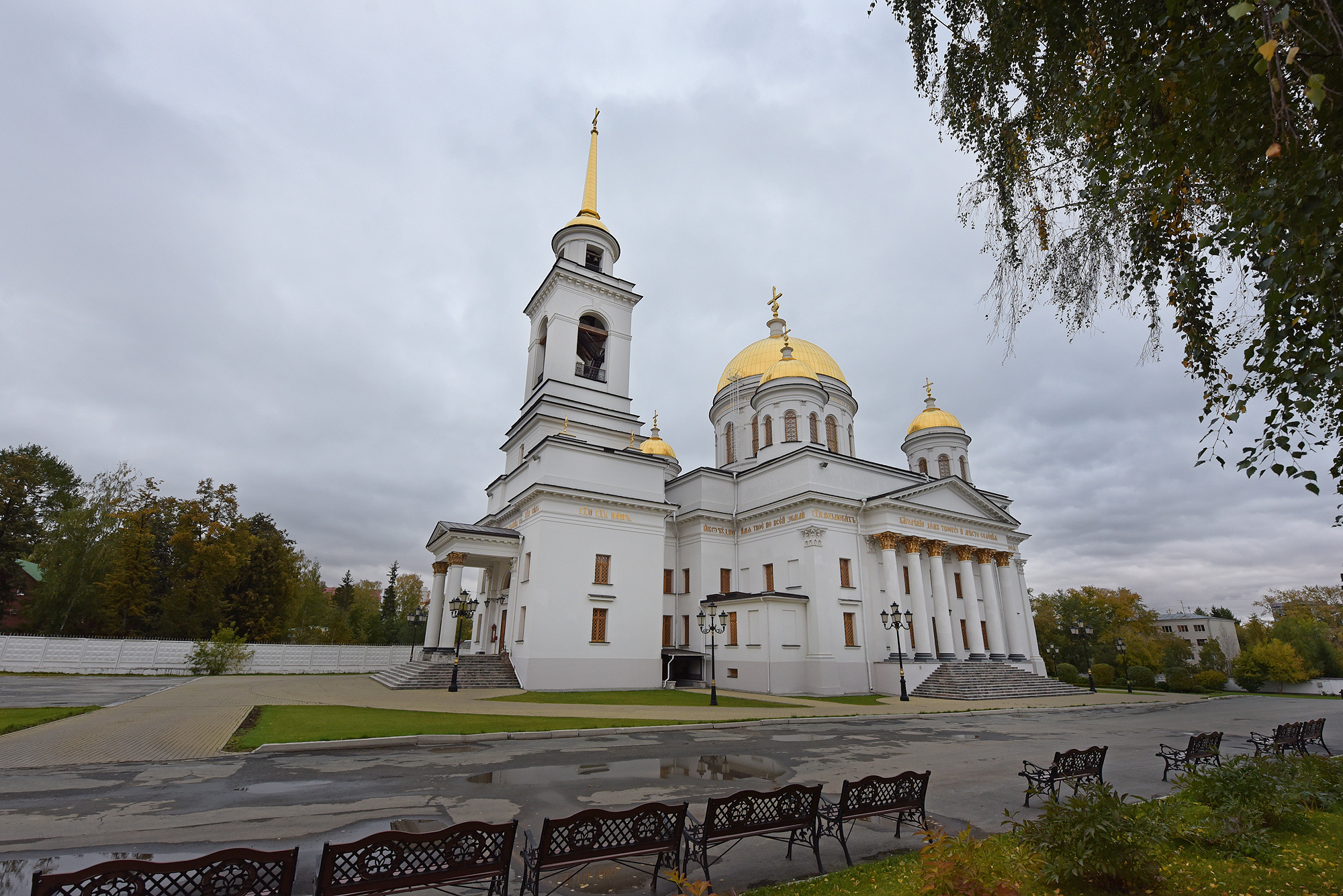 Novo-Tikhvinskiy Zhenskiy Monastyr