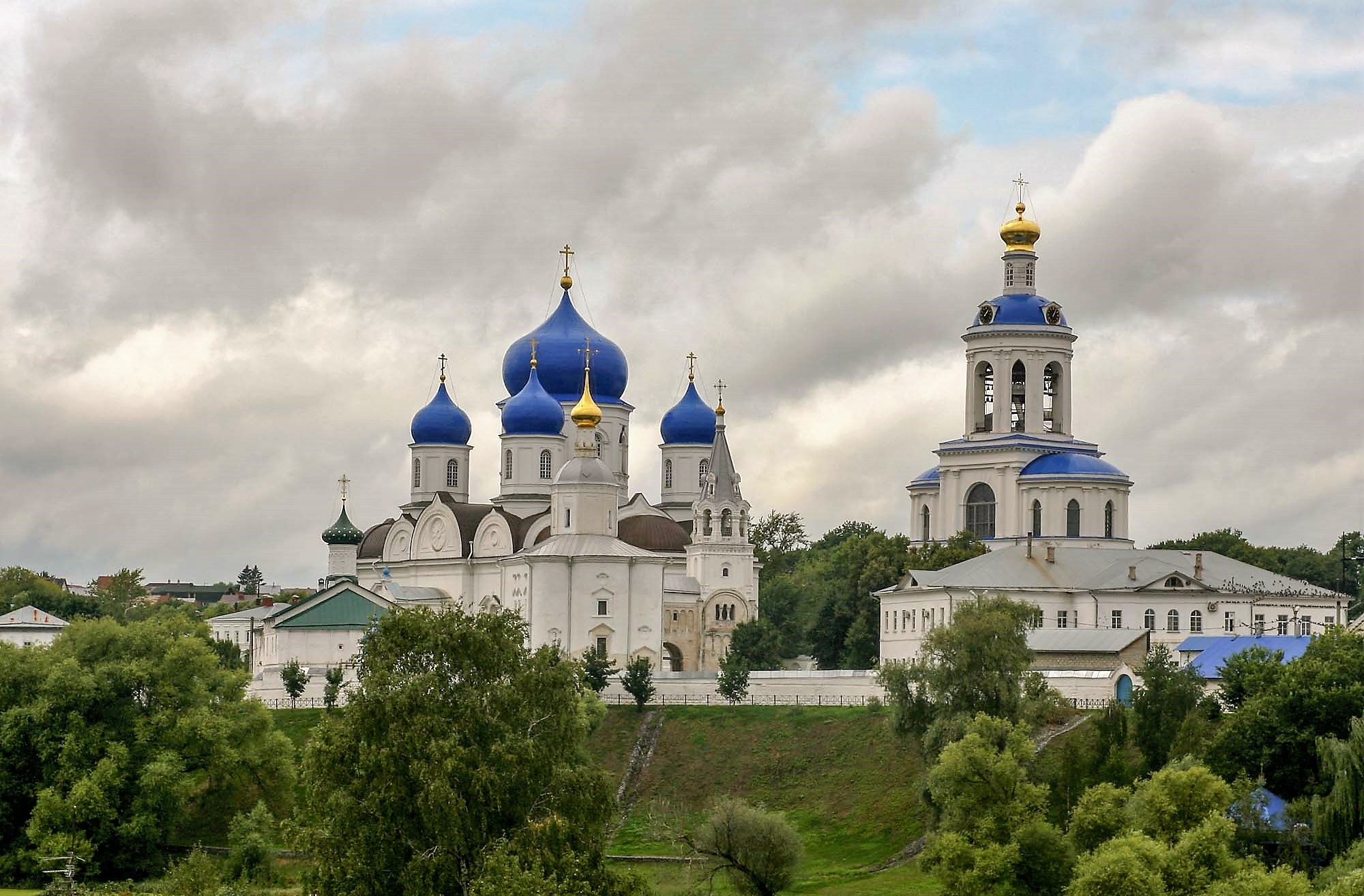 Nativity of Holy Virgin convent in Bogoljubovo (Монастырь Рождества Богородицы в Боголюбово)