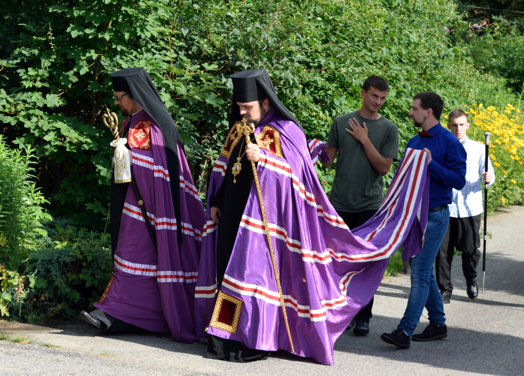 Pogawędki za plecami biskupów