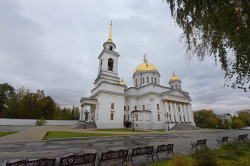 alik 
Novo-Tikhvinskiy Zhenskiy Monastyr 
2019-11-04 11:54:15