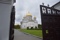alik 
Novo-Tikhvinskiy Zhenskiy Monastyr 
2019-11-04 19:52:32